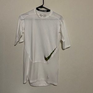 Mid sleeve compression shirt